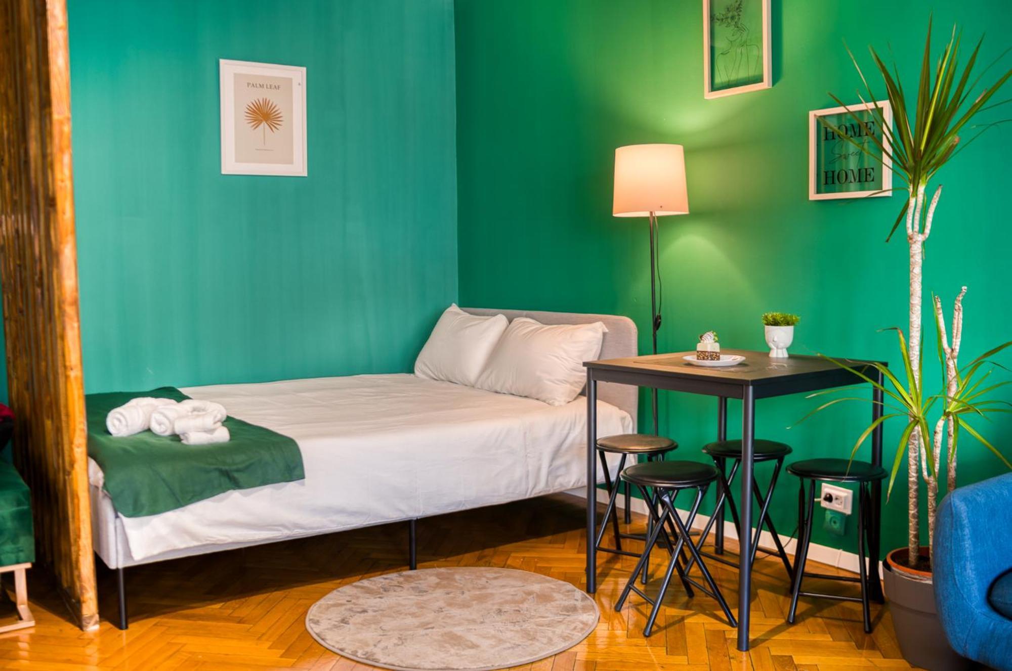 Hacienda Royal Palace - Central Designer Apartment 부쿠레슈티 외부 사진