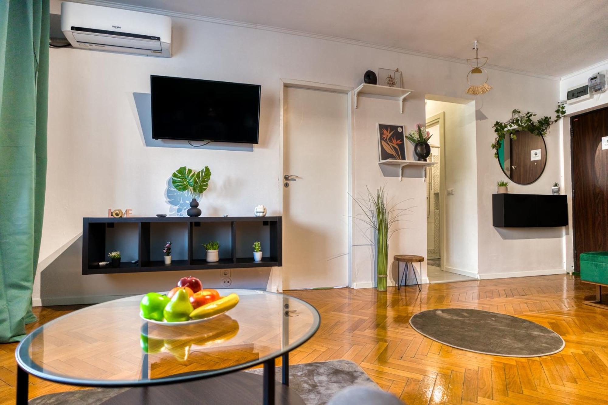 Hacienda Royal Palace - Central Designer Apartment 부쿠레슈티 외부 사진